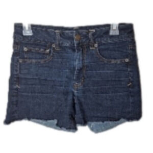 American Eagle Women 6 Dark Wash Denim "Super Stretch" Cut- off Denim Shorts